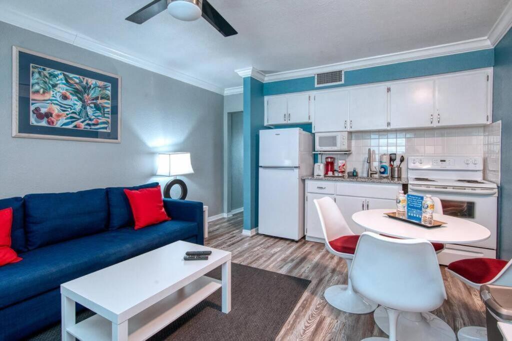 Sunset Beach Suites At Madeira Beach! Pet Friendly With Summer Breezes! - Suite 6 St. Pete Beach Kültér fotó